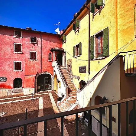 Welcome Traveller Apartment *